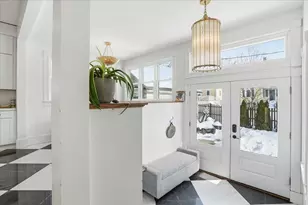 2159 Elm St, Manchester, NH 03104 - Photo 20