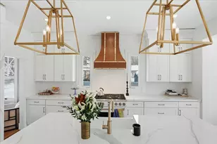 2159 Elm St, Manchester, NH 03104 - Photo 14