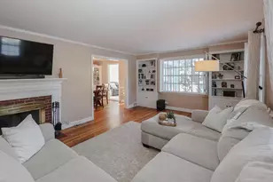 288 Oak St, Manchester, NH 03104 - Photo 4