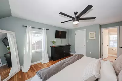 288 Oak Street, Manchester, NH 03104 - Photo 24