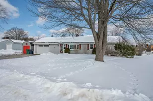 190 Knollwood Ave, Nashua, NH 03060 - Photo 46