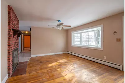 190 Knollwood Avenue, Nashua, NH 03060 - Photo 8