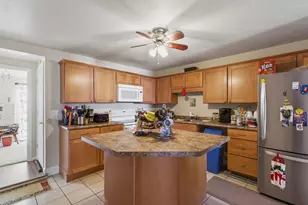 8 West St, Tilton, NH 03276 - Photo 10