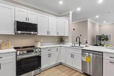 10100 S Willow Street #313, Manchester, NH 03103 - Photo 6