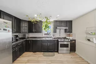32 Fairview Ave, Nashua, NH 03060 - Photo 4