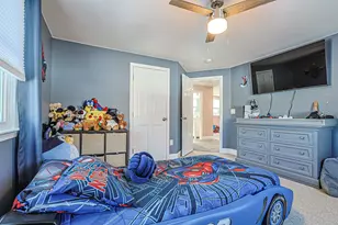 4 Farmer St, Manchester, NH 03104 - Photo 32