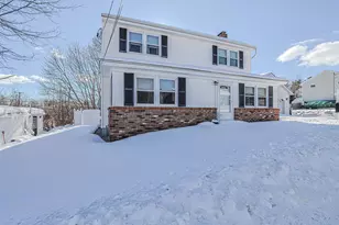 4 Farmer St, Manchester, NH 03104 - Photo 4