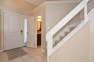 38 Pondview Dr, Merrimack, NH 03054 - Photo 4