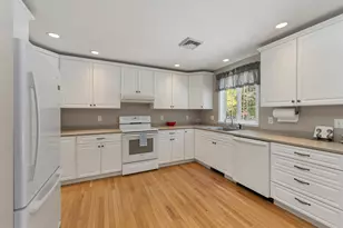 41 Fieldstone Rd, Wolfeboro, NH 03894 - Photo 10