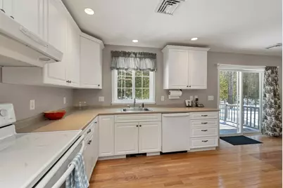 41 Fieldstone Road, Wolfeboro, NH 03894 - Photo 8