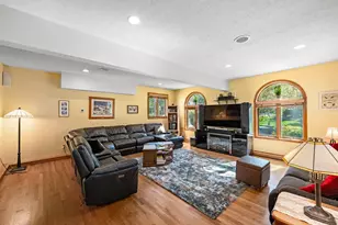 32 Lindsay Rd, Hooksett, NH 03106 - Photo 8
