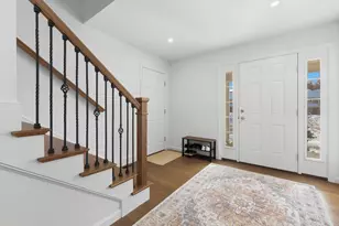 25 Forestedge Wy, Manchester, NH 03102 - Photo 12