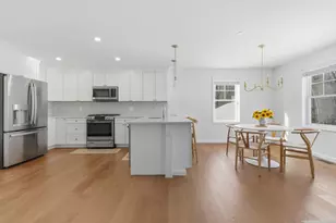 25 Forestedge Wy, Manchester, NH 03102 - Photo 8