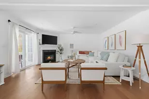 25 Forestedge Wy, Manchester, NH 03102 - Photo 2