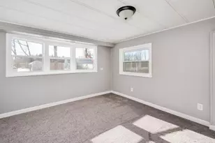 18 N Fuchsia Dr, Rochester, NH 03867 - Photo 16