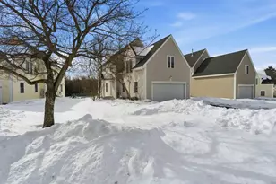 77 Barbara Ln, Hudson, NH 03051 - Photo 1