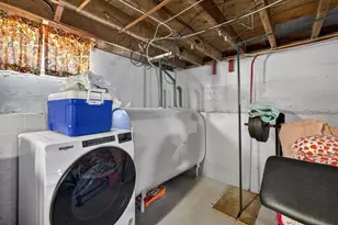 70 Dickey St, Manchester, NH 03102 - Photo 46