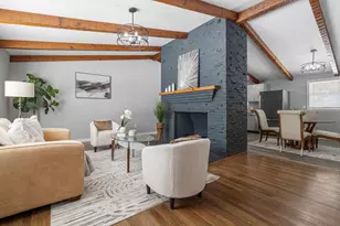 32 Chester Rd, Derry, NH 03038 - Photo 6