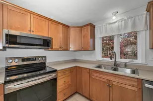 60 Norma Dr, Nashua, NH 03062 - Photo 10