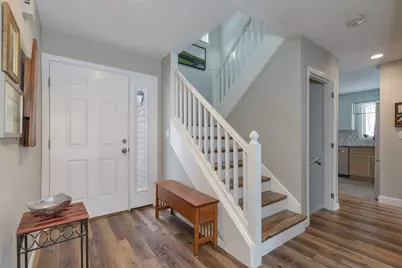 141 Chase Way, Manchester, NH 03104 - Photo 6