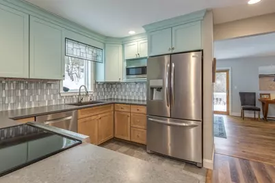 141 Chase Way, Manchester, NH 03104 - Photo 14