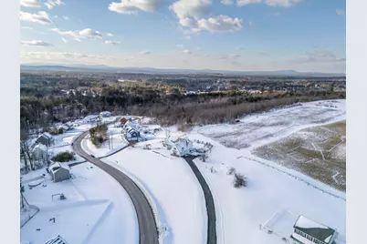 2 Nettie Way, Londonderry, NH 03053 - Photo 4