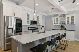 114 Saratoga Way, Portsmouth, NH 03801 - Photo 1