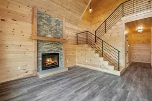 Melina&apos S Way, Thornton, NH 03285 - Photo 14