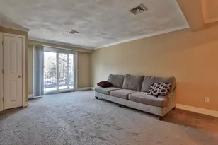 4-211 Heritage Village Dr, Nashua, NH 03062 - Photo 8