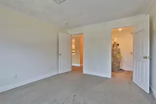 4-211 Heritage Village Dr, Nashua, NH 03062 - Photo 10