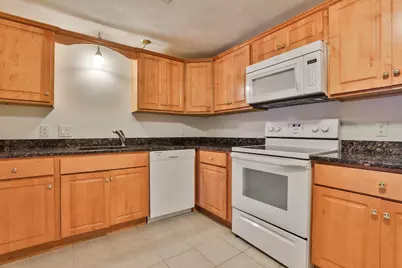 4-211 Heritage Village Drive, Nashua, NH 03062 - Photo 2