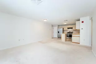 2 Roedean Dr, Nashua, NH 03063 - Photo 8
