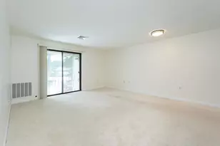 2 Roedean Dr, Nashua, NH 03063 - Photo 10