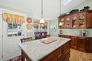 244 Harris Rd, Nashua, NH 03062 - Photo 8