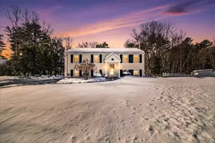 29 Marion St, Goffstown, NH 03045 - Photo 2