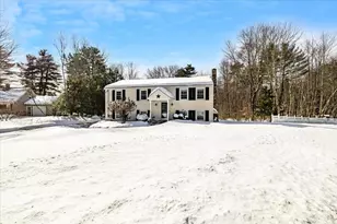 29 Marion St, Goffstown, NH 03045 - Photo 6