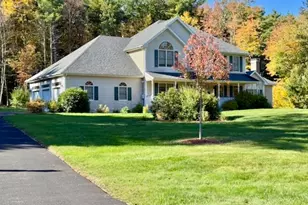 5 Monticello Dr, Amherst, NH 03031 - Photo 2