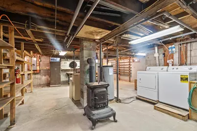 2079 Wellington Road, Manchester, NH 03104 - Photo 18