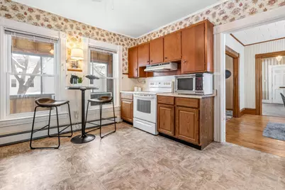 372 Orange Street, Manchester, NH 03104 - Photo 16