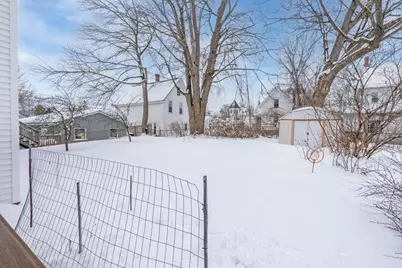 372 Orange Street, Manchester, NH 03104 - Photo 32