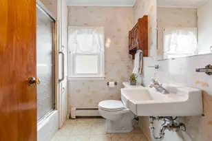 372 Orange St, Manchester, NH 03104 - Photo 30