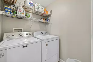 1465 Hooksett Rd, Hooksett, NH 03106 - Photo 30