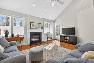 1465 Hooksett Rd, Hooksett, NH 03106 - Photo 6