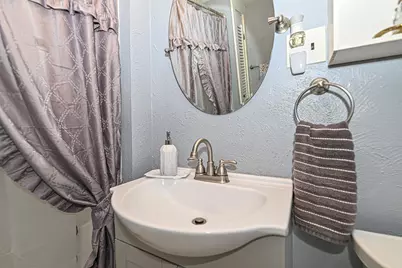 1 Thompson Road, Nashua, NH 03060 - Photo 36