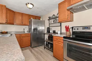 1 Thompson Rd, Nashua, NH 03060 - Photo 34