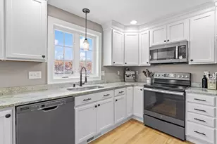 63 Hardy Rd, Londonderry, NH 03053 - Photo 10