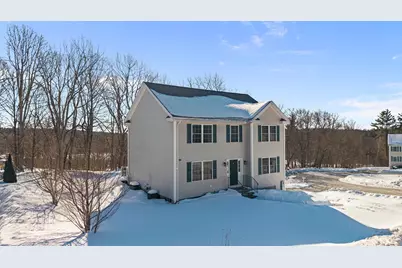 7 Lincoln Lane, Chester, NH 03036 - Photo 2