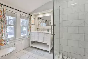 10 Wood St, Nashua, NH 03064 - Photo 34