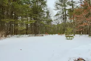 101 Page Rd, Litchfield, NH 03052 - Photo 16