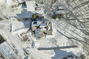 69 Cheney St, Franklin, NH 03235 - Photo 8